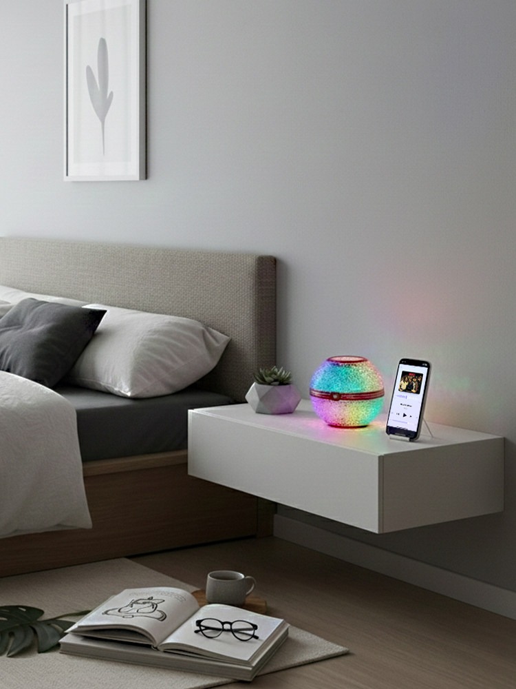 مكبر صوت بلوتوث فرنسي من طراز  - مراجعة Decor Lighting Uk وسعره